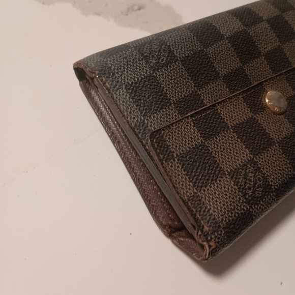 Authentic Louis Vuitton Louis Vuitton Tri-Fold Wallet Damier Porto Monogram - Picture 3 of 15